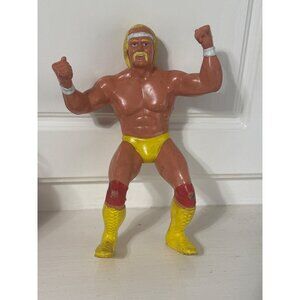 Hulk Hogan WWF Wrestling Superstar Action Figure 1984 LJN Vintage 7.5"